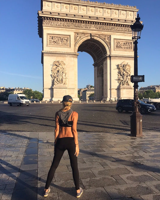 Malibu Dana in Paris!