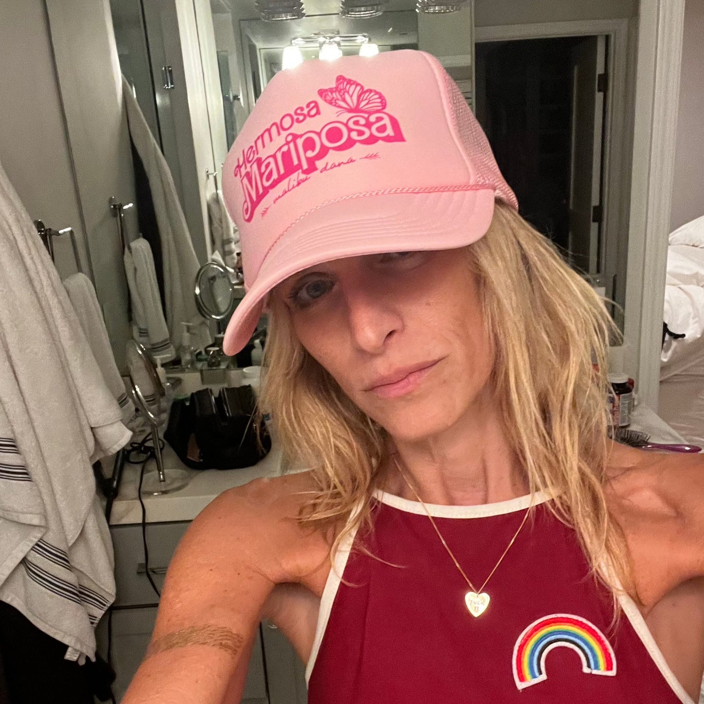 Hermosa Mariposa Trucker Hat