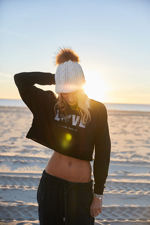 Butterfly LOVE // Cropped Long-Sleeve Tee